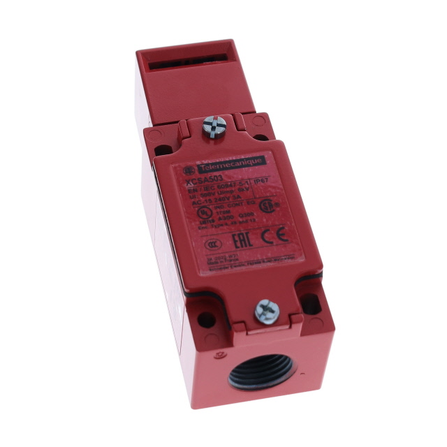 Telemecanique Sensors XCSA503 electronic component