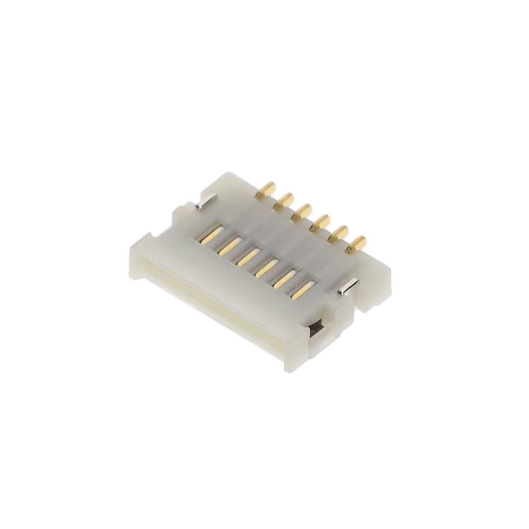 KYOCERA AVX 046277006001883+ electronic component