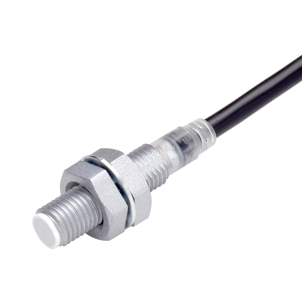 Omron Automation and Safety E2EQ-X3B28 5M electronic component